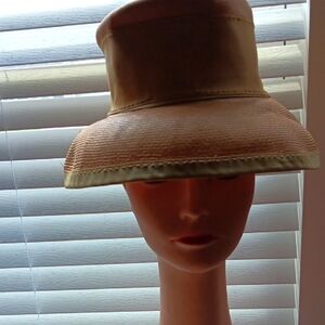 Elegant VINTAGE Tan Women's Hat